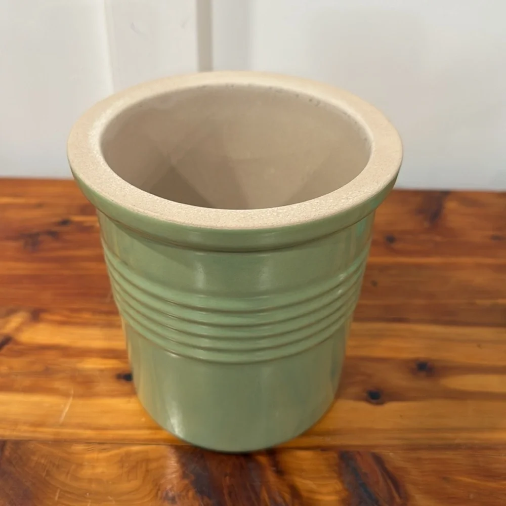 The Pampered Chef Family Heritage Stoneware Green Glazed Crock